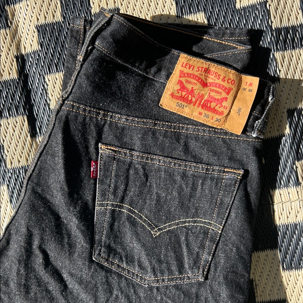 Levi's Men's Black Straight Jeans